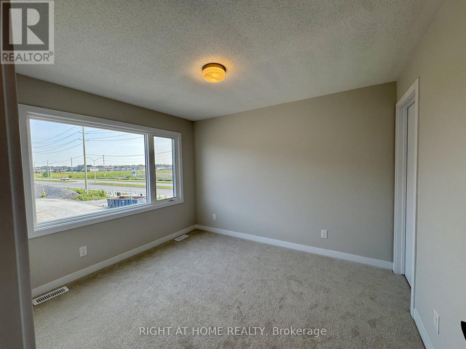 103 Ryan Reynolds Way, Ottawa, Ontario  K4A 5T4 - Photo 13 - X13842072