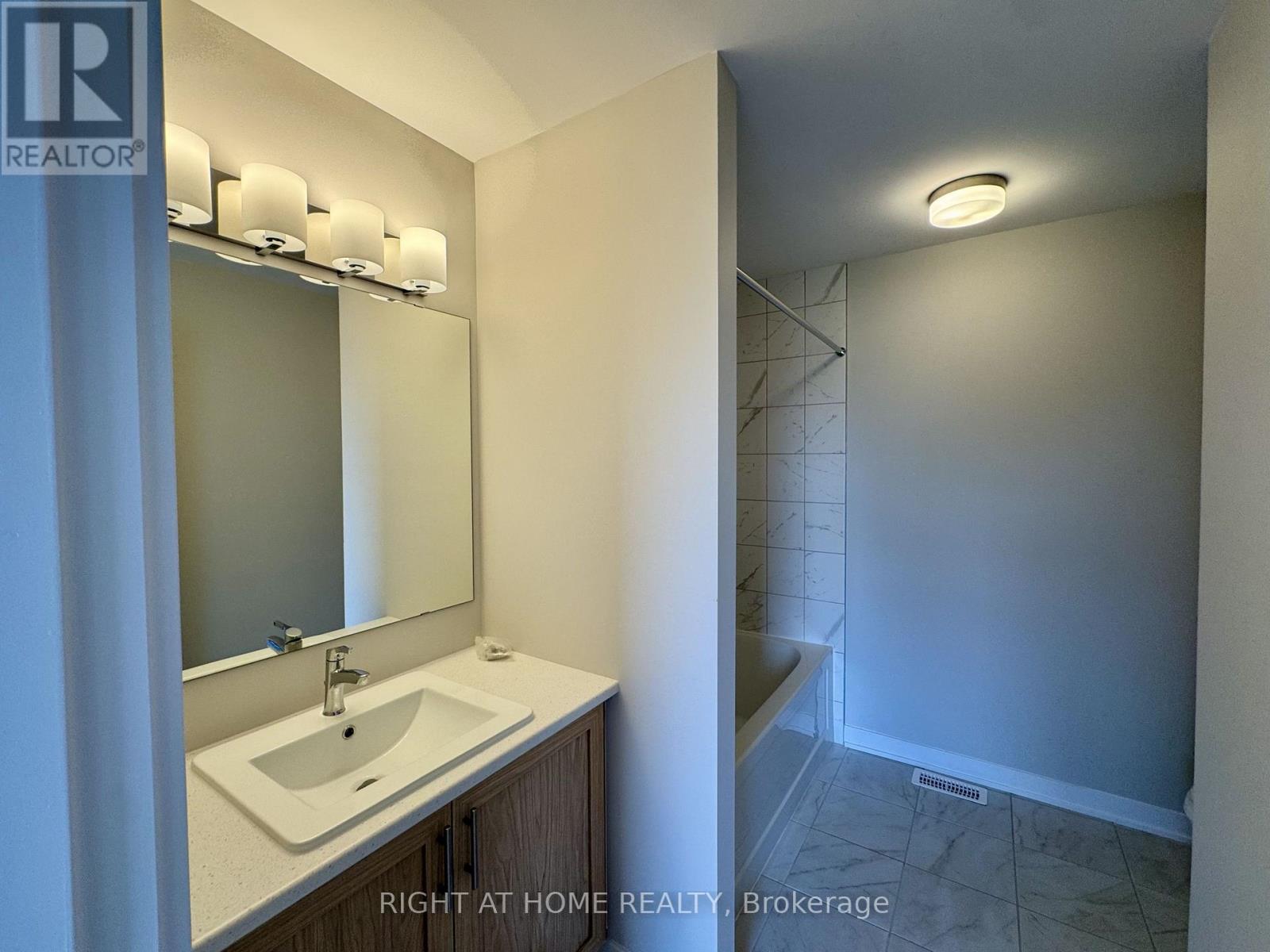 103 Ryan Reynolds Way, Ottawa, Ontario  K4A 5T4 - Photo 17 - X13842072