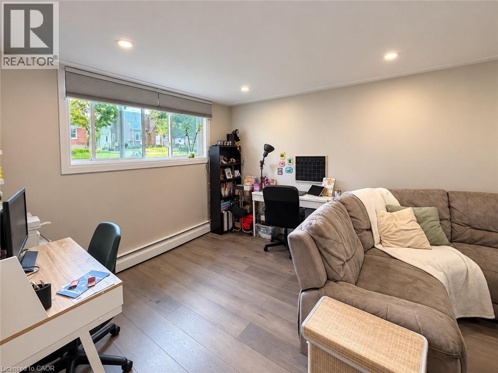 226 Heiman Street Unit# 1, Kitchener, Ontario  N2M 3M3 - Photo 3 - 40864924