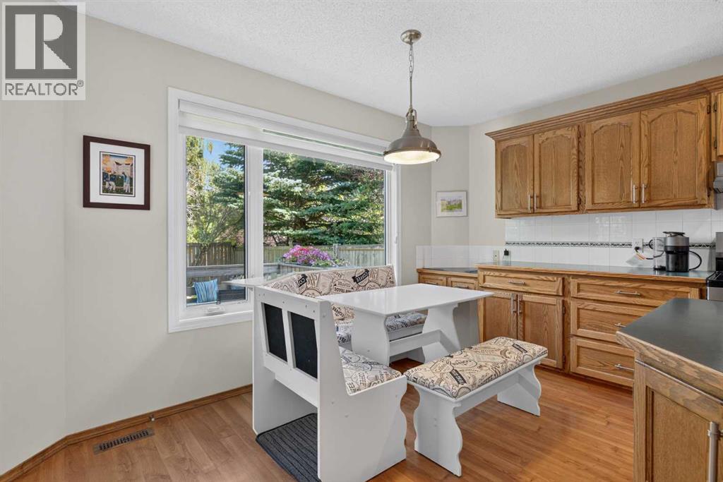 9867 Hidden Valley Drive NW, Calgary, Alberta  T3A 5K5 - Photo 13 - A2342671