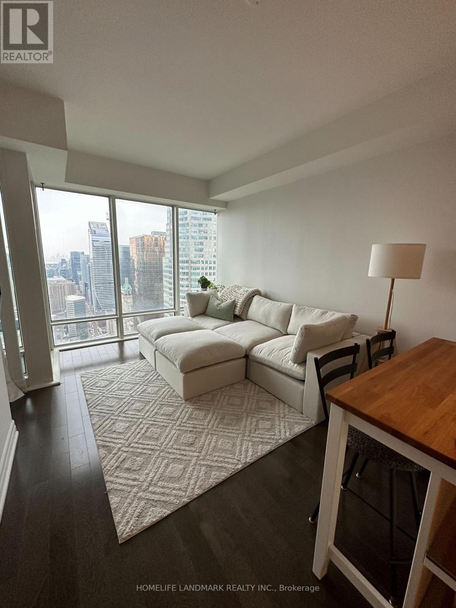 5203 - 8 The Esplanade Avenue, Toronto, Ontario  M5E 0A6 - Photo 14 - C13834438