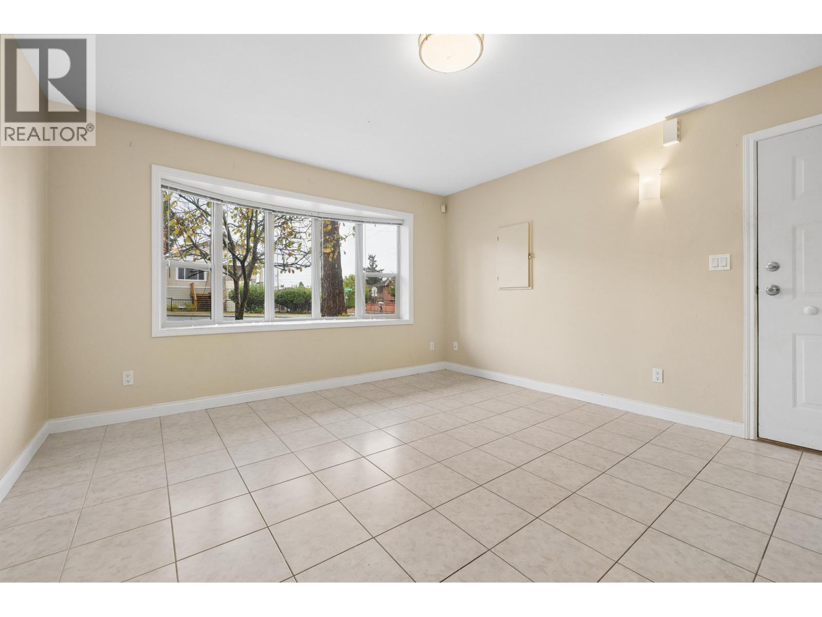 Garden Suite 7785 Buller St, Burnaby, British Columbia  V5J 4T2 - Photo 10 - R3170914
