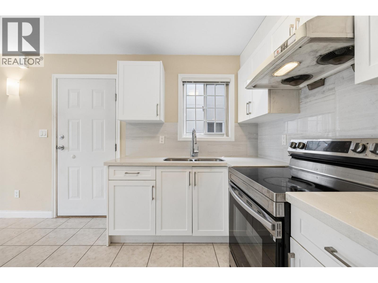 Garden Suite 7785 Buller St, Burnaby, British Columbia  V5J 4T2 - Photo 11 - R3170914