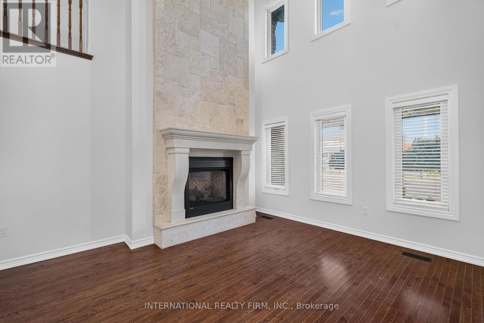 60 Prince William Way W, Barrie (Innis-Shore), Ontario  L4N 0Y9 - Photo 6 - S13842090