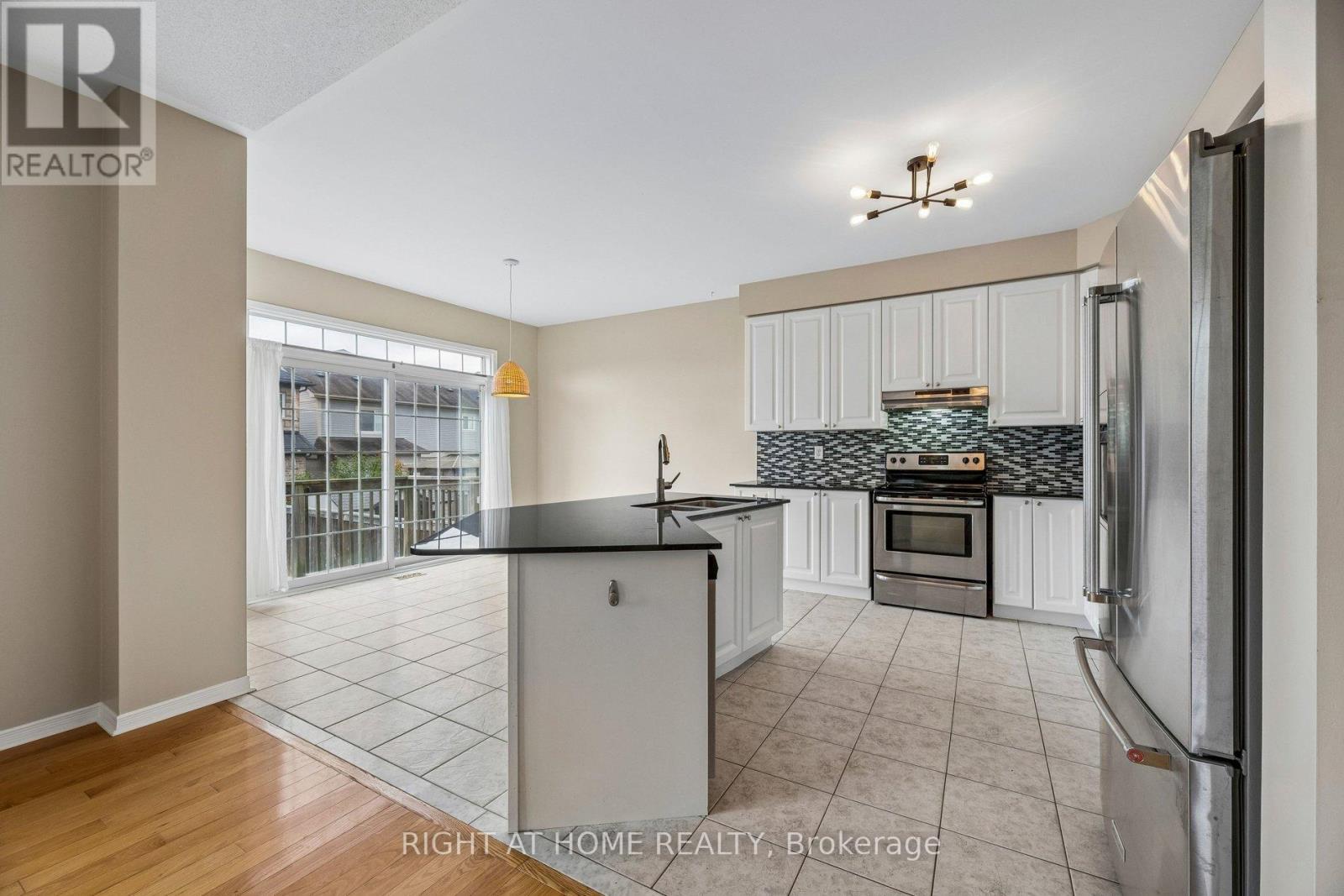 150 Jennings Drive, Clarington (Bowmanville), Ontario  L1C 0B8 - Photo 13 - E13839922