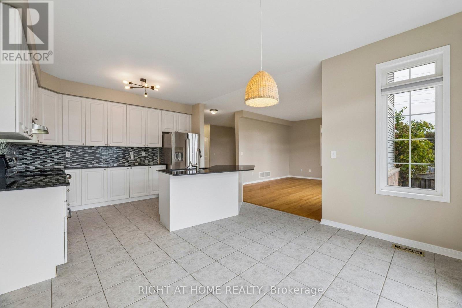 150 Jennings Drive, Clarington (Bowmanville), Ontario  L1C 0B8 - Photo 14 - E13839922