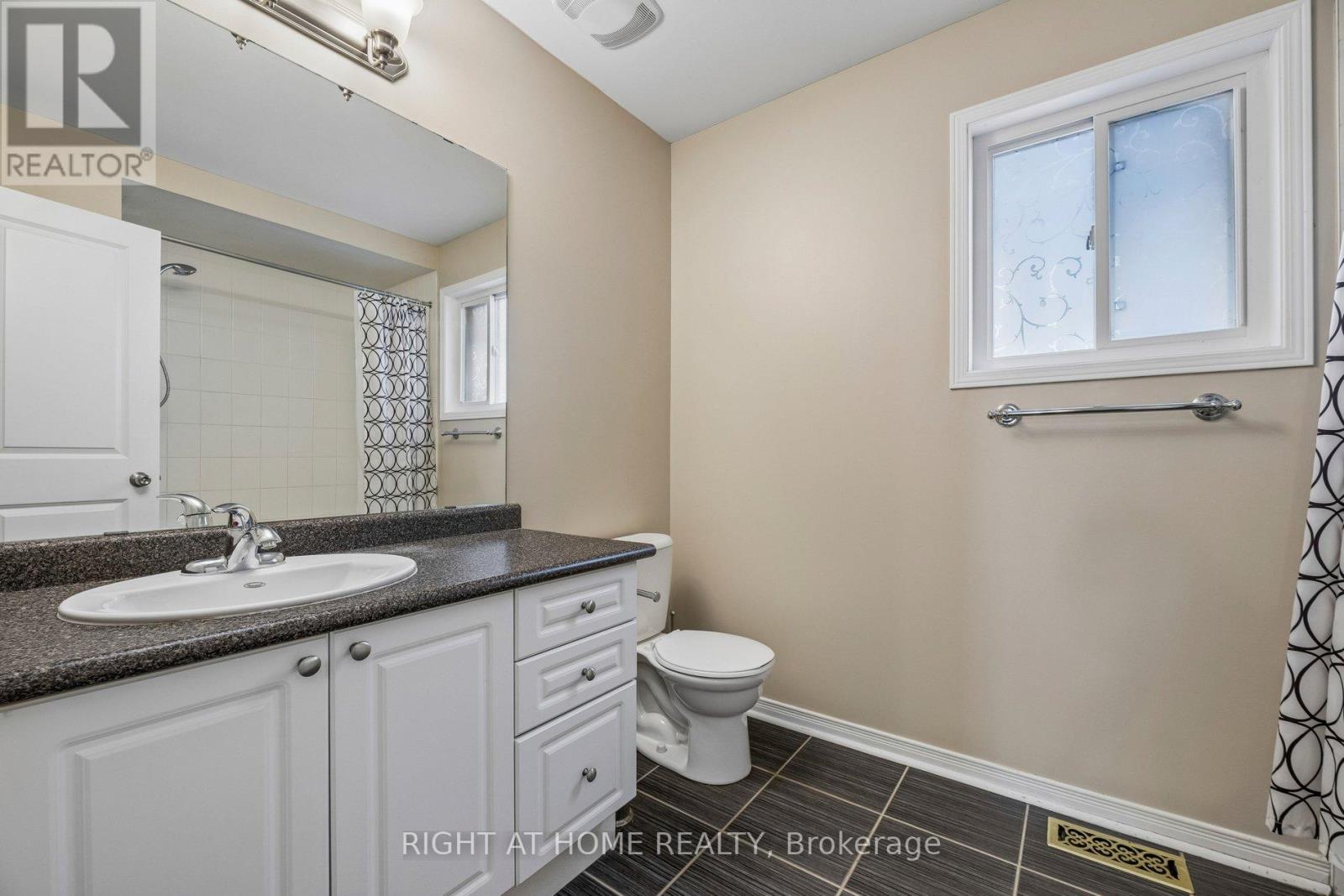 150 Jennings Drive, Clarington (Bowmanville), Ontario  L1C 0B8 - Photo 30 - E13839922