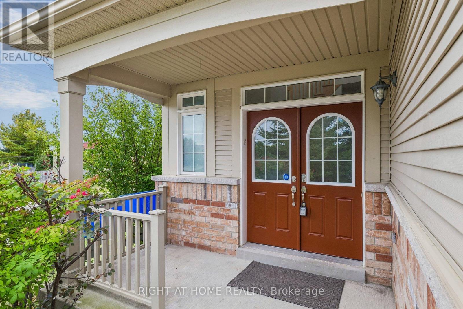 150 Jennings Drive, Clarington (Bowmanville), Ontario  L1C 0B8 - Photo 4 - E13839922