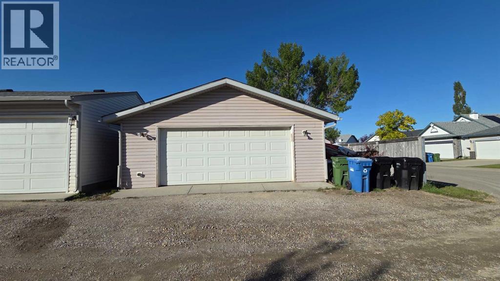 152 Coverton Close NE, Calgary, Alberta  T2Y 4M3 - Photo 39 - A2348710