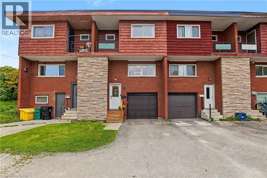 9 Greenbrook Drive, Kitchener, Ontario  N2M 4J5 - Photo 2 - 40867284