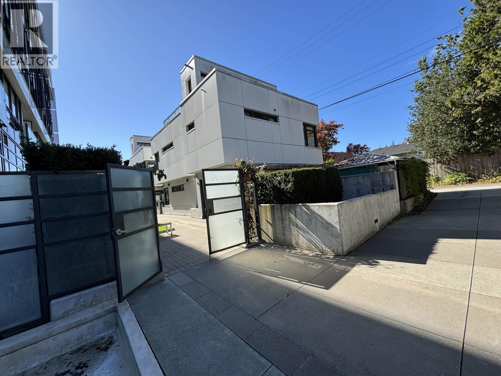 6303 Cambie Street, Vancouver, British Columbia  V5Z 3B2 - Photo 4 - R3170436