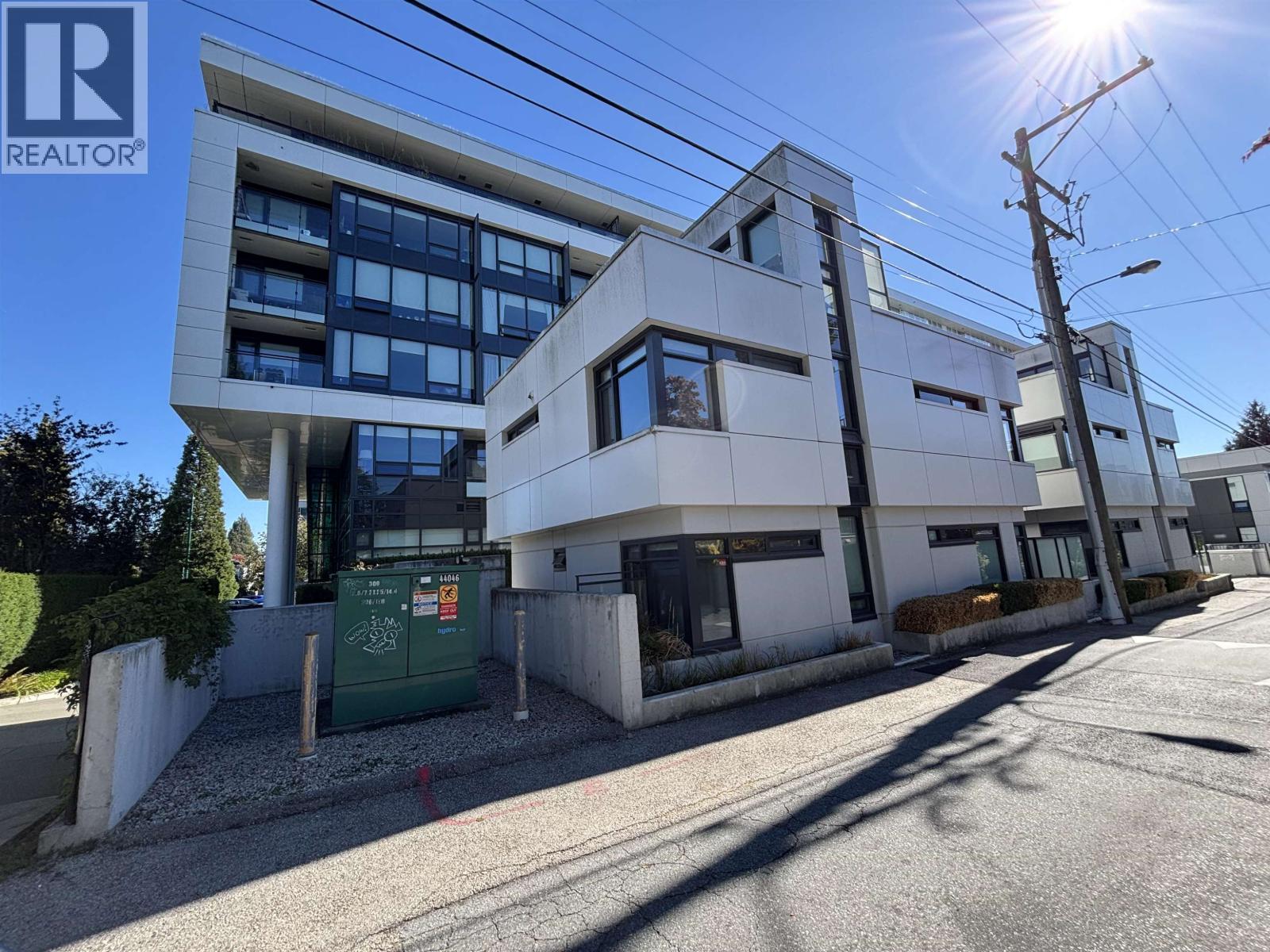 6303 Cambie Street, Vancouver, British Columbia  V5Z 3B2 - Photo 2 - R3170436