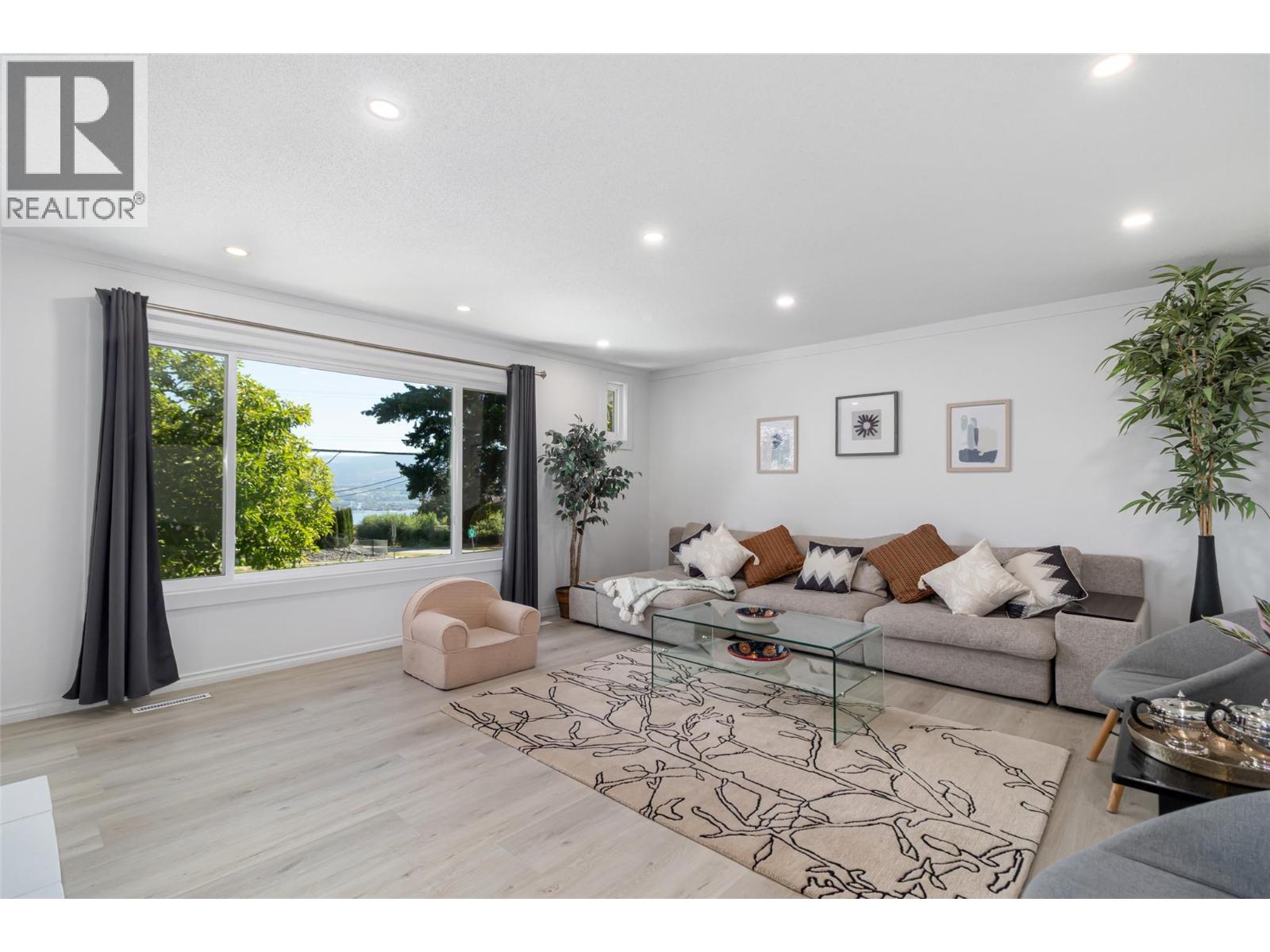 2618 Thacker Drive, West Kelowna, British Columbia  V1Z 1W3 - Photo 8 - 10401393