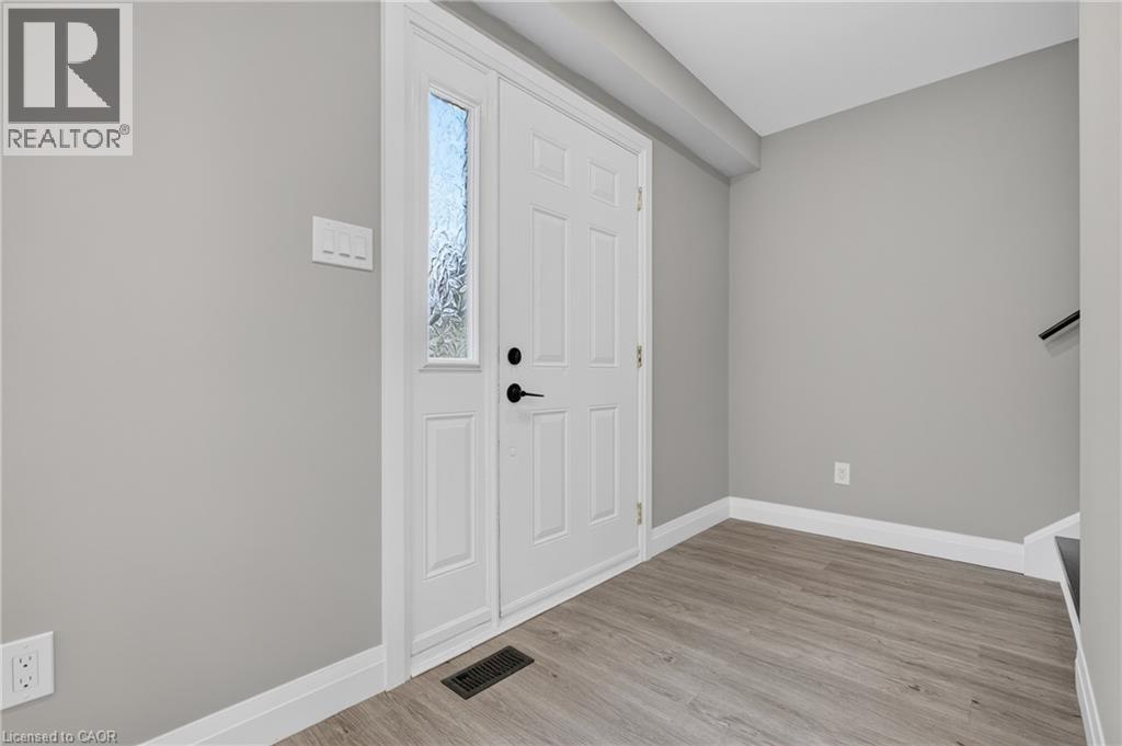 1424 Wildren Place Unit# Main, Cambridge, Ontario  N3H 5A9 - Photo 4 - 40849751