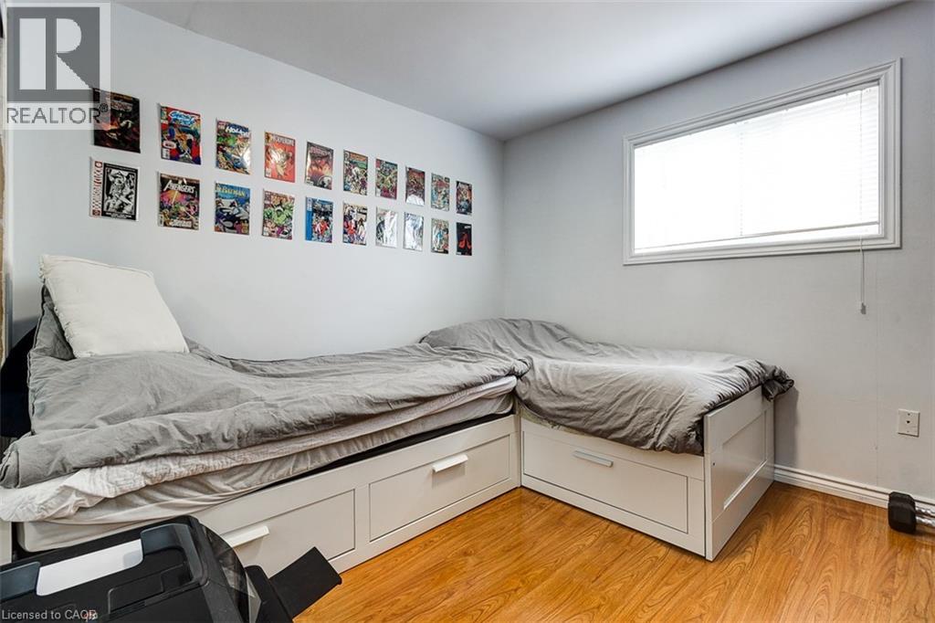 61 East 34th Street, Hamilton, Ontario  L8V 3W4 - Photo 14 - 40850801