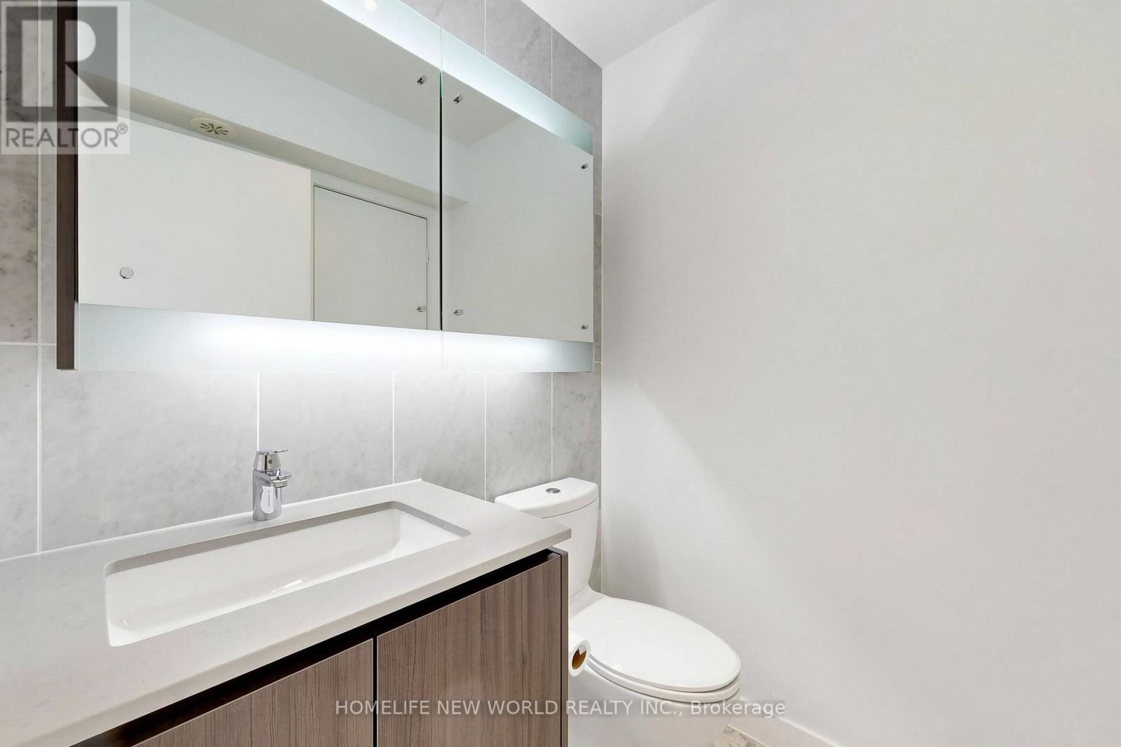 Th15 - 113 Mcmahon Drive, Toronto, Ontario  M2K 0E3 - Photo 16 - C13842116