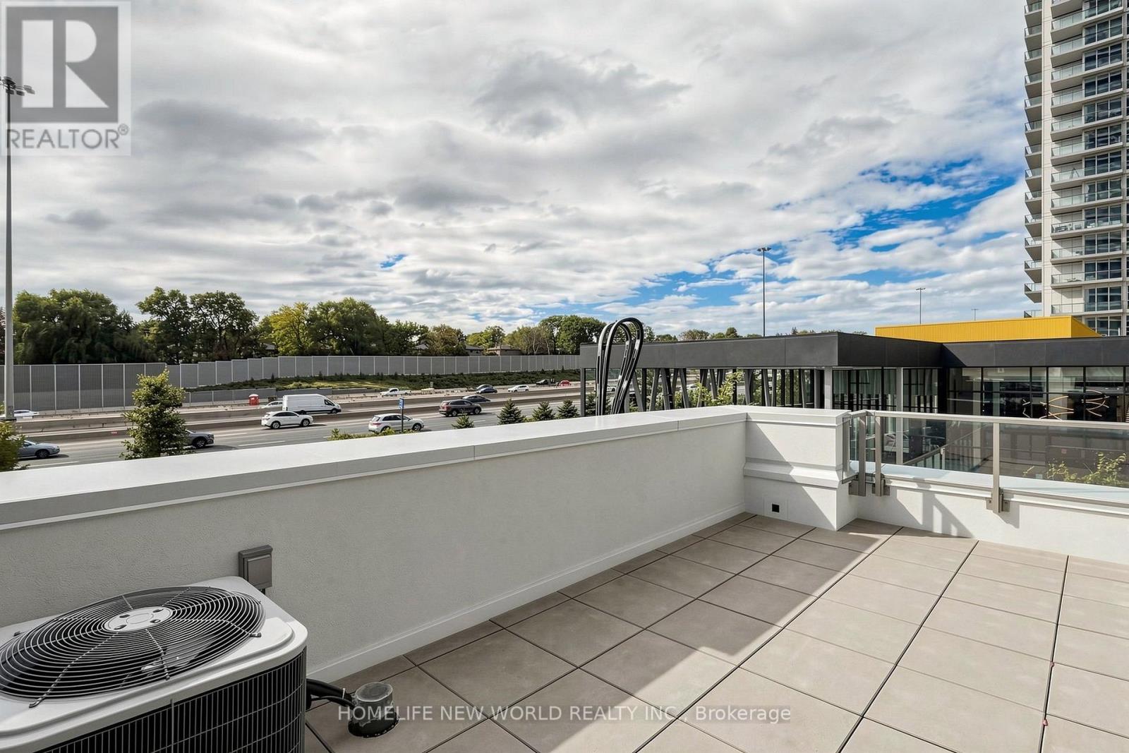 Th15 - 113 Mcmahon Drive, Toronto, Ontario  M2K 0E3 - Photo 36 - C13842116