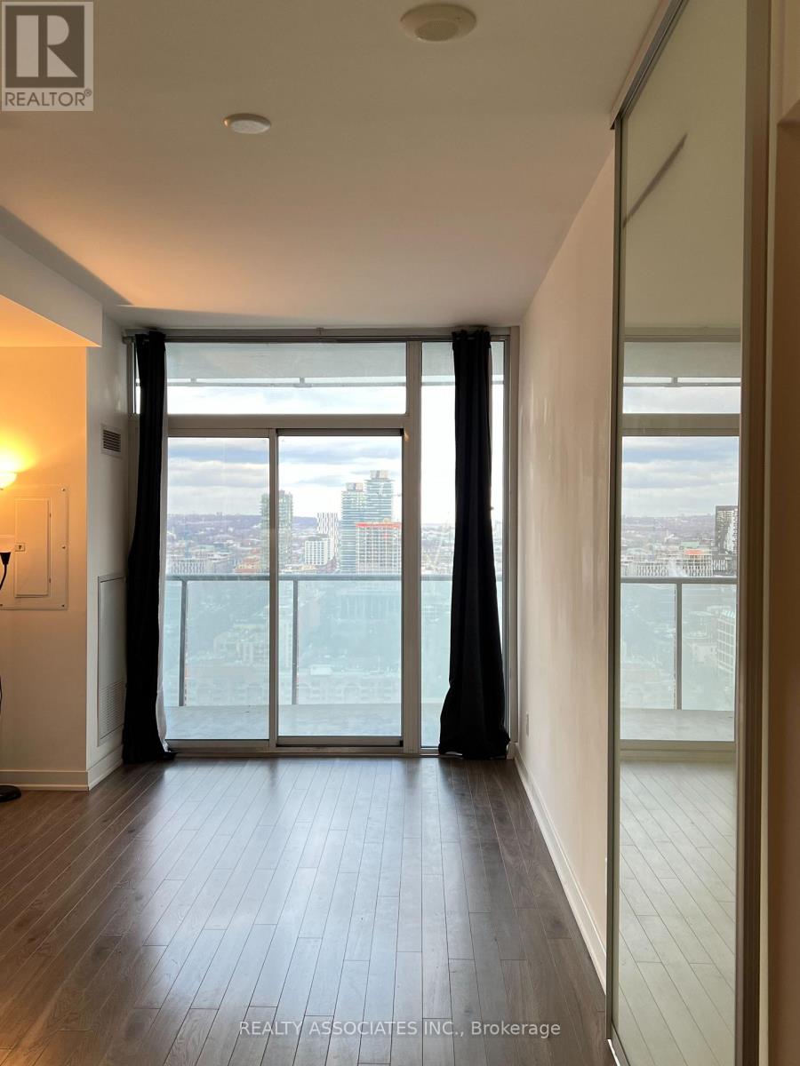 2807 - 1 Market Street, Toronto, Ontario  M5E 0A2 - Photo 4 - C13842158