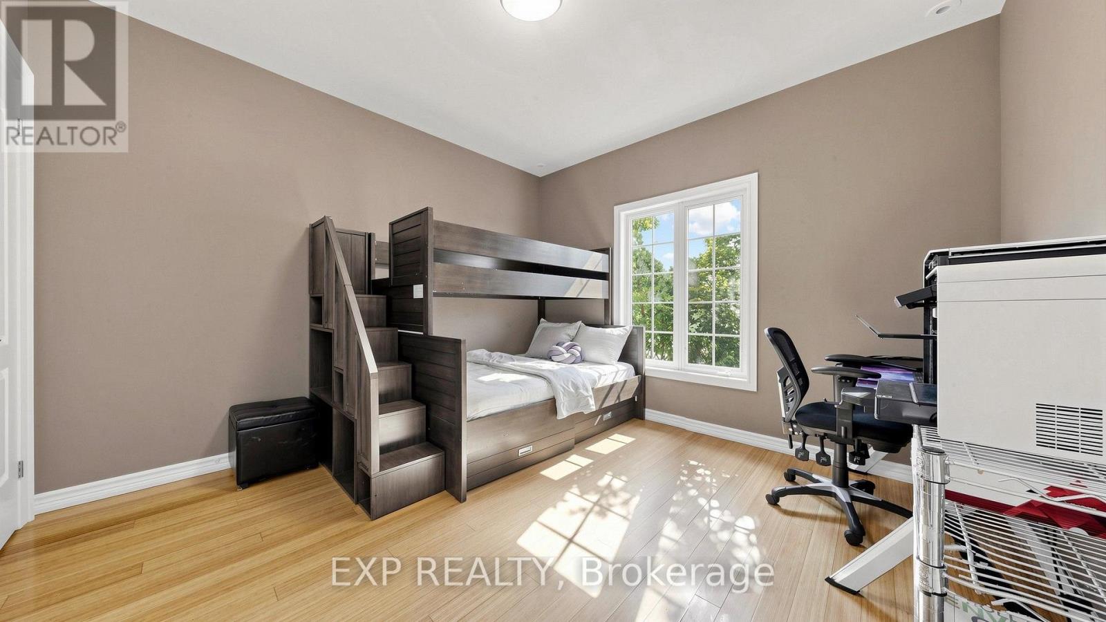 36 Maplehyrn Avenue, East Gwillimbury, Ontario  L0G 1V0 - Photo 26 - N13842164