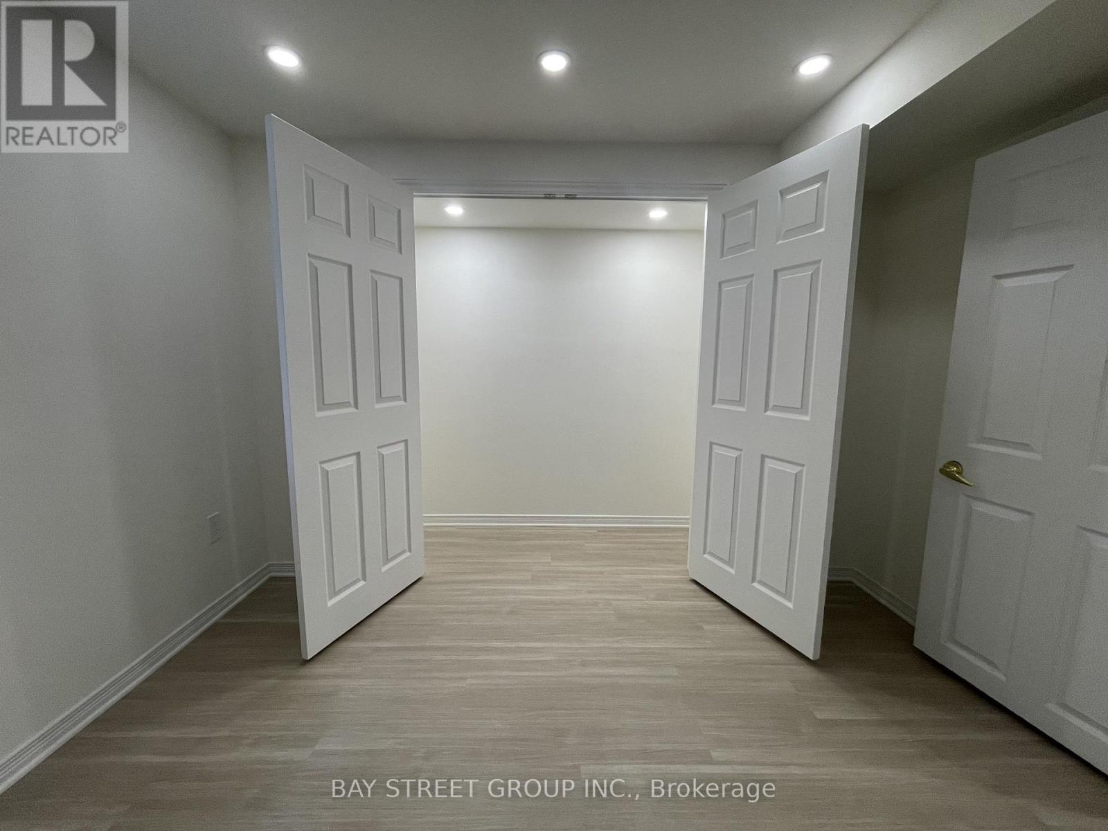 1 Tralee (Lower) Street, Brampton, Ontario  L6Z 2X4 - Photo 10 - W13842120