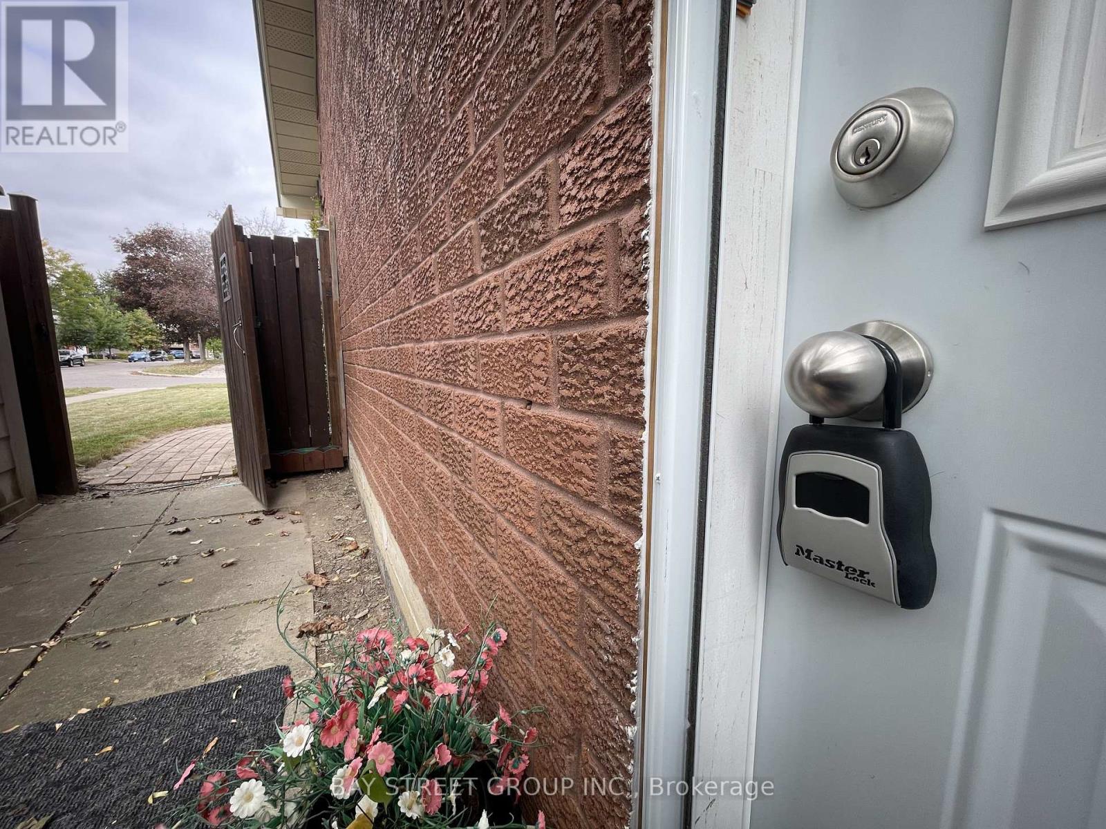 1 Tralee (Lower) Street, Brampton, Ontario  L6Z 2X4 - Photo 18 - W13842120