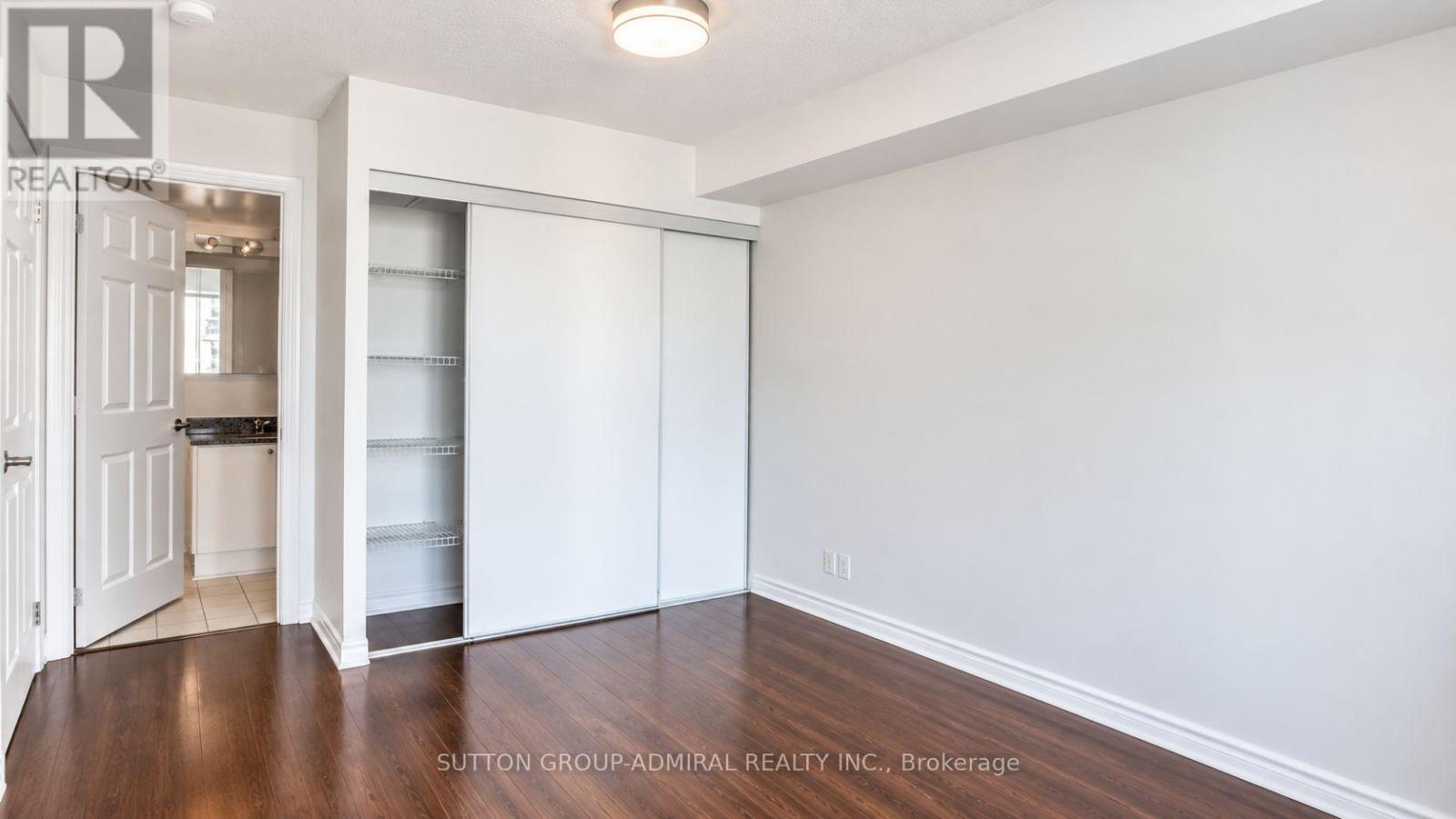 1007 - 5 Michael Power Place, Toronto, Ontario  M9A 0A3 - Photo 12 - W13842124