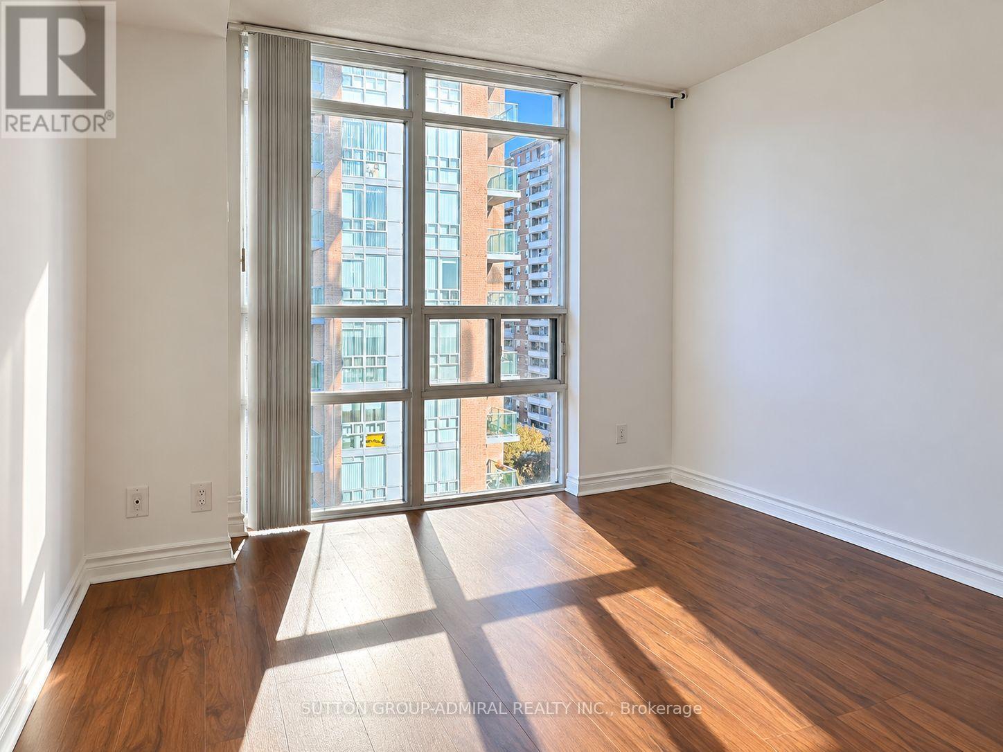 1007 - 5 Michael Power Place, Toronto, Ontario  M9A 0A3 - Photo 14 - W13842124