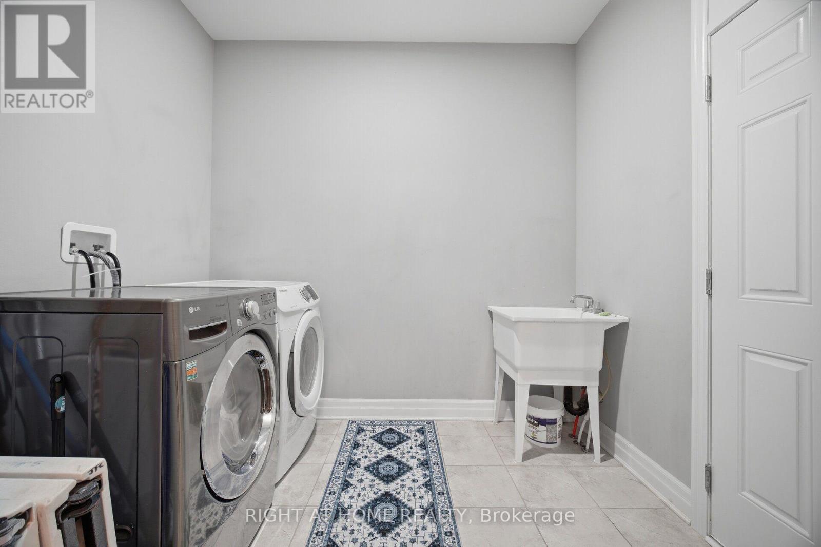 1444 Connaught Terrace, Milton, Ontario  L9E 0B2 - Photo 20 - W13842130