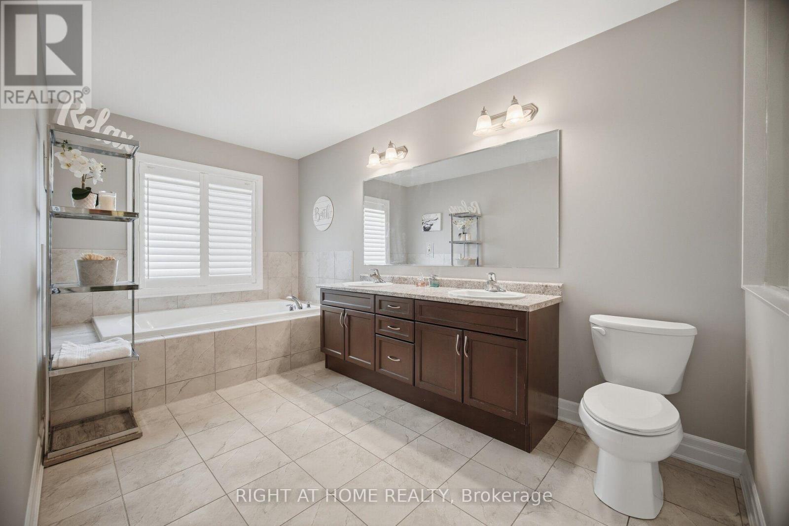 1444 Connaught Terrace, Milton, Ontario  L9E 0B2 - Photo 31 - W13842130