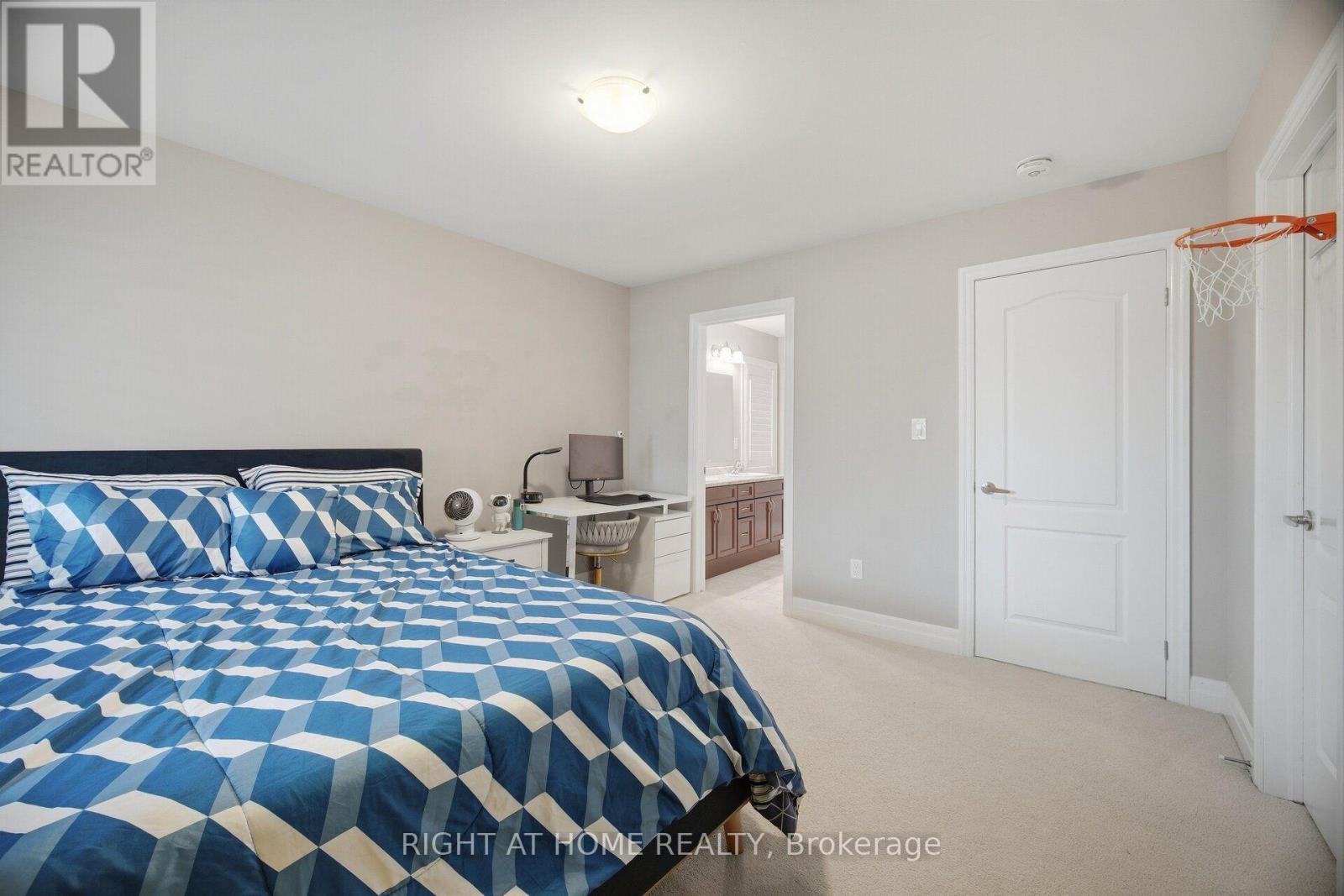 1444 Connaught Terrace, Milton, Ontario  L9E 0B2 - Photo 37 - W13842130