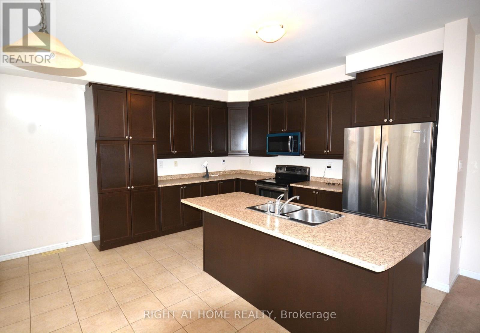 531 Mockridge Trail, Milton, Ontario  L9T 7V2 - Photo 11 - W13842138
