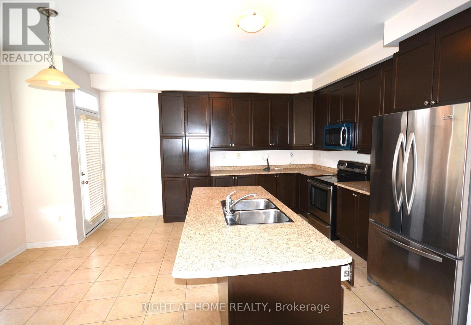 531 Mockridge Trail, Milton, Ontario  L9T 7V2 - Photo 13 - W13842138