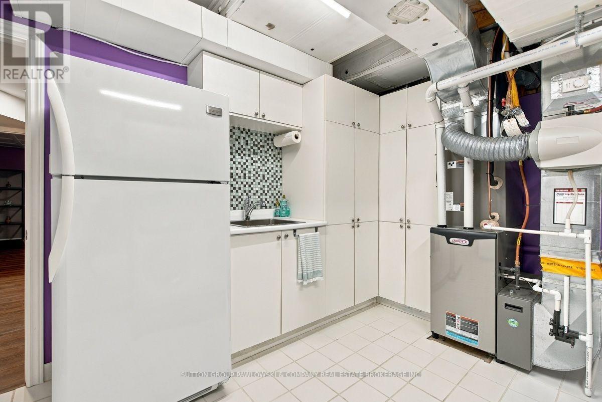111 Hesketh Street, London North (North A), Ontario  N6G 5H5 - Photo 36 - X13842200