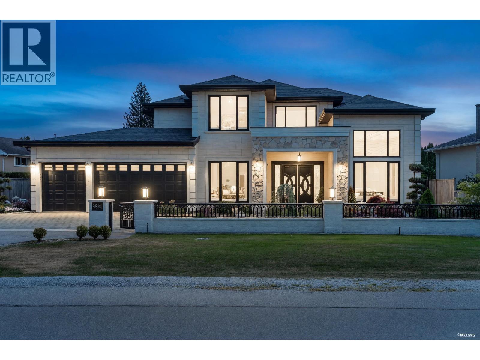 8580 CAMDEN CRESCENT, Richmond, British Columbia