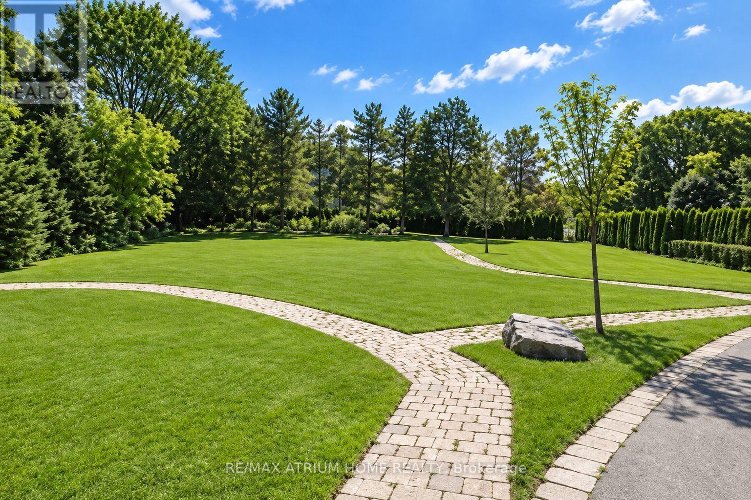 9 Legacy Court, Toronto, Ontario  M2L 2Y7 - Photo 22 - C13842172