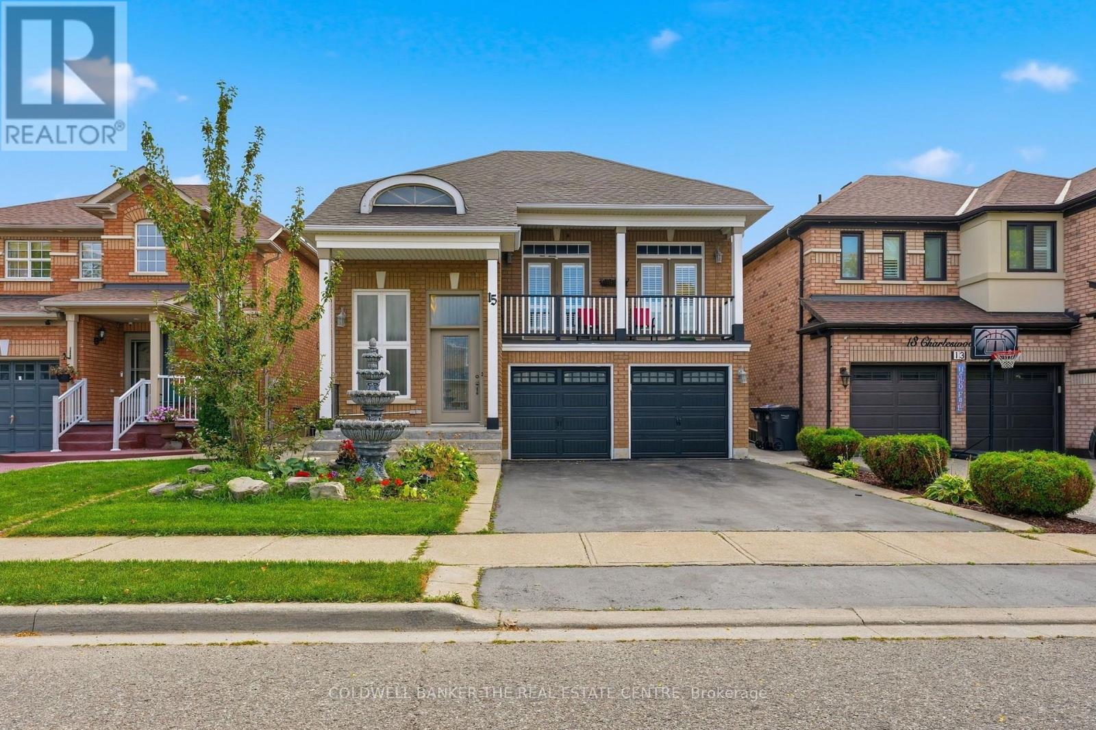 15 CHARLESWOOD CIRCLE, Brampton, Ontario