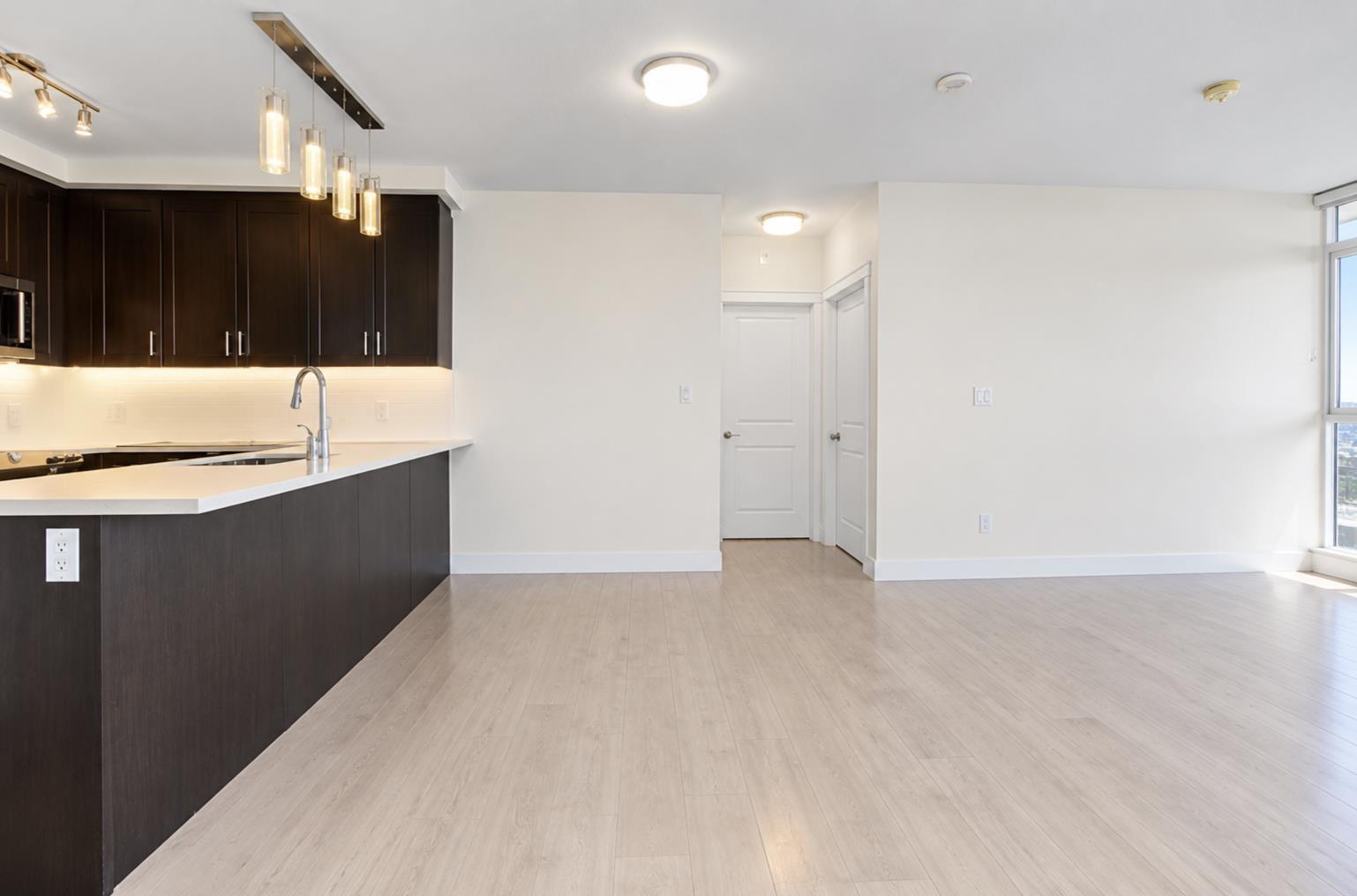 907 11967 80 Avenue, Delta, British Columbia  V4C 0E2 - Photo 3 - R3170889