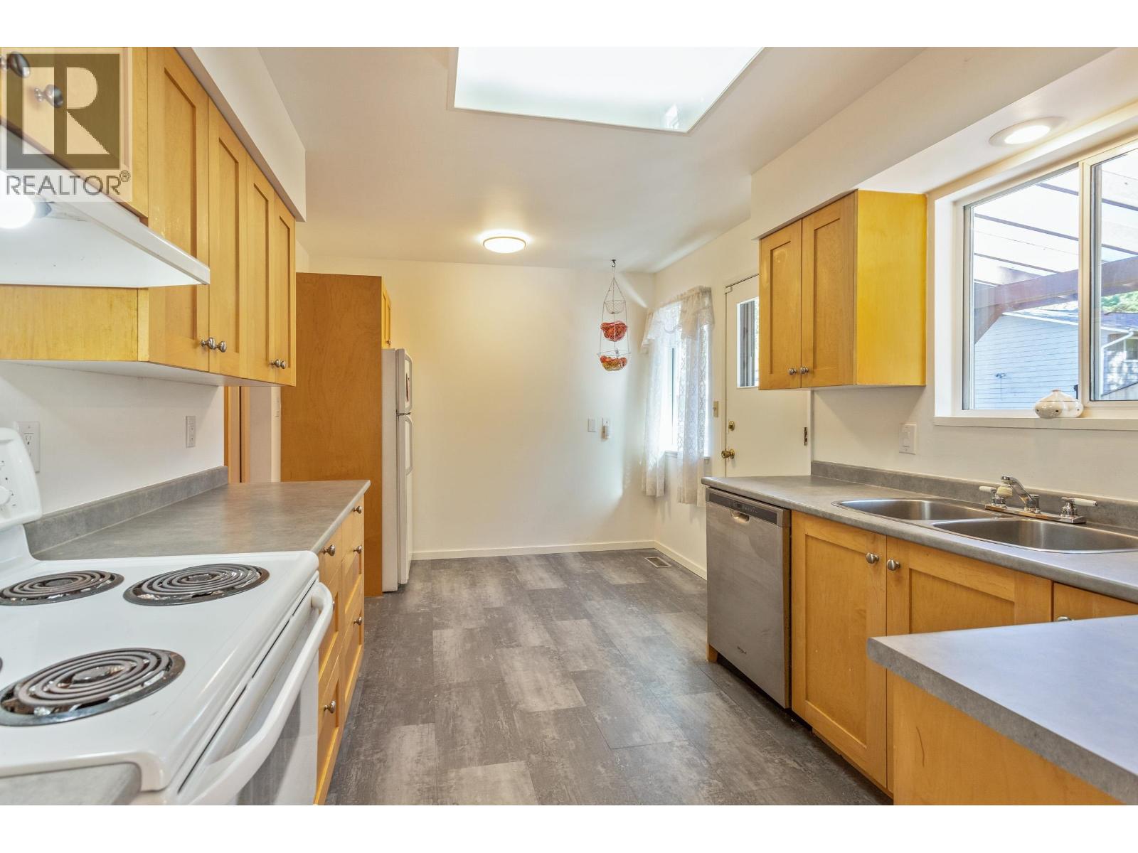 2370 Mountain Highway, North Vancouver, British Columbia  V7J 2N3 - Photo 10 - R3170440