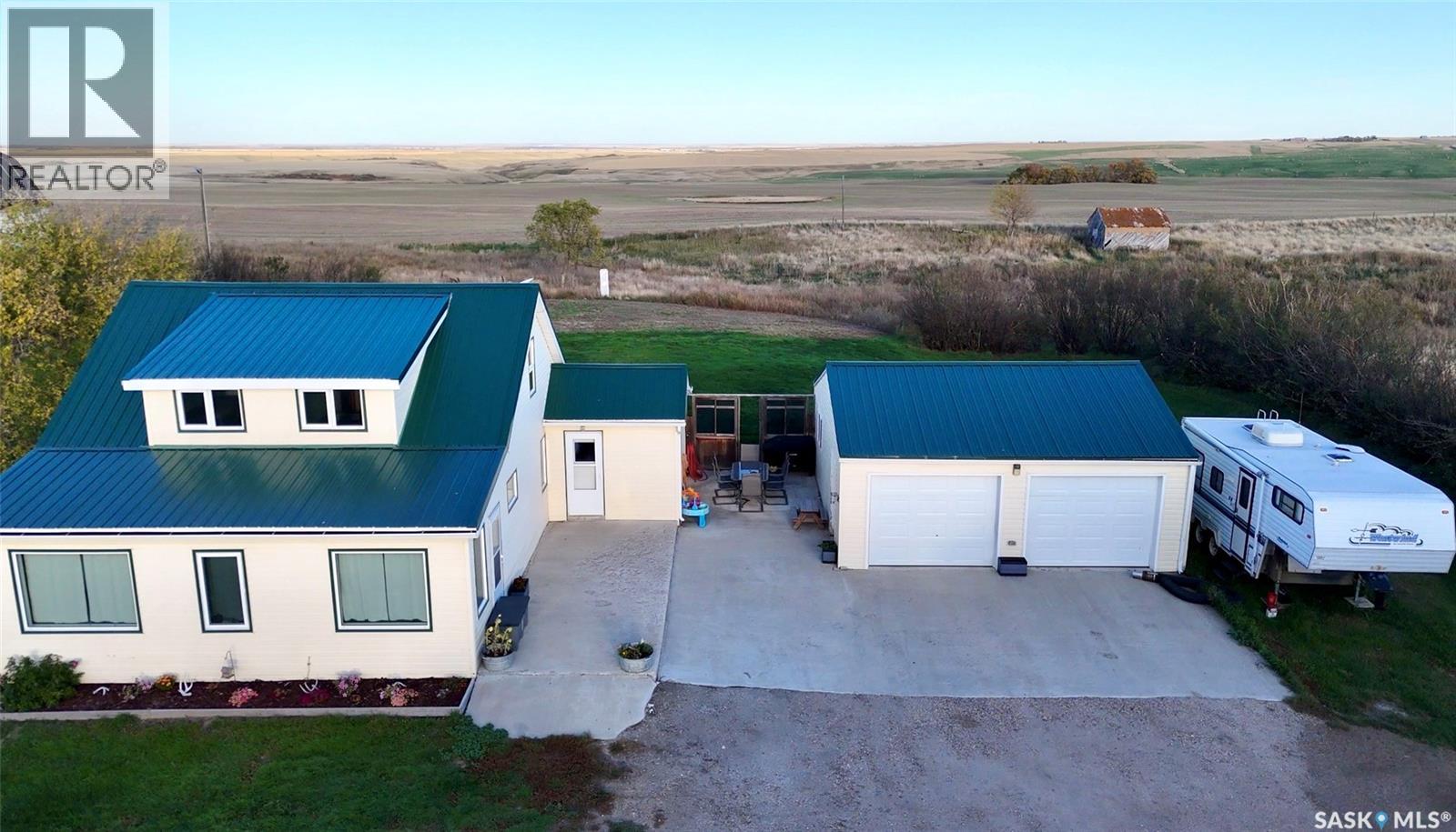 West Macrorie Farm, Fertile Valley Rm No. 285, Saskatchewan  S0L 0L0 - Photo 2 - SK028247