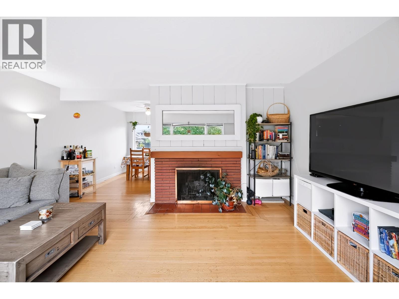 1685 E 55th Avenue, Vancouver, British Columbia V5P 1Z4 - Photo 2 - R3170591