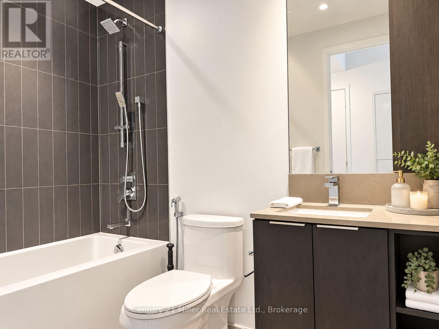 3413 - 3900 Confederation Parkway, Mississauga (City Centre), Ontario  L5B 0M3 - Photo 16 - W13842212