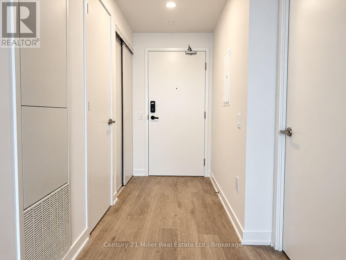 3413 - 3900 Confederation Parkway, Mississauga (City Centre), Ontario  L5B 0M3 - Photo 7 - W13842212