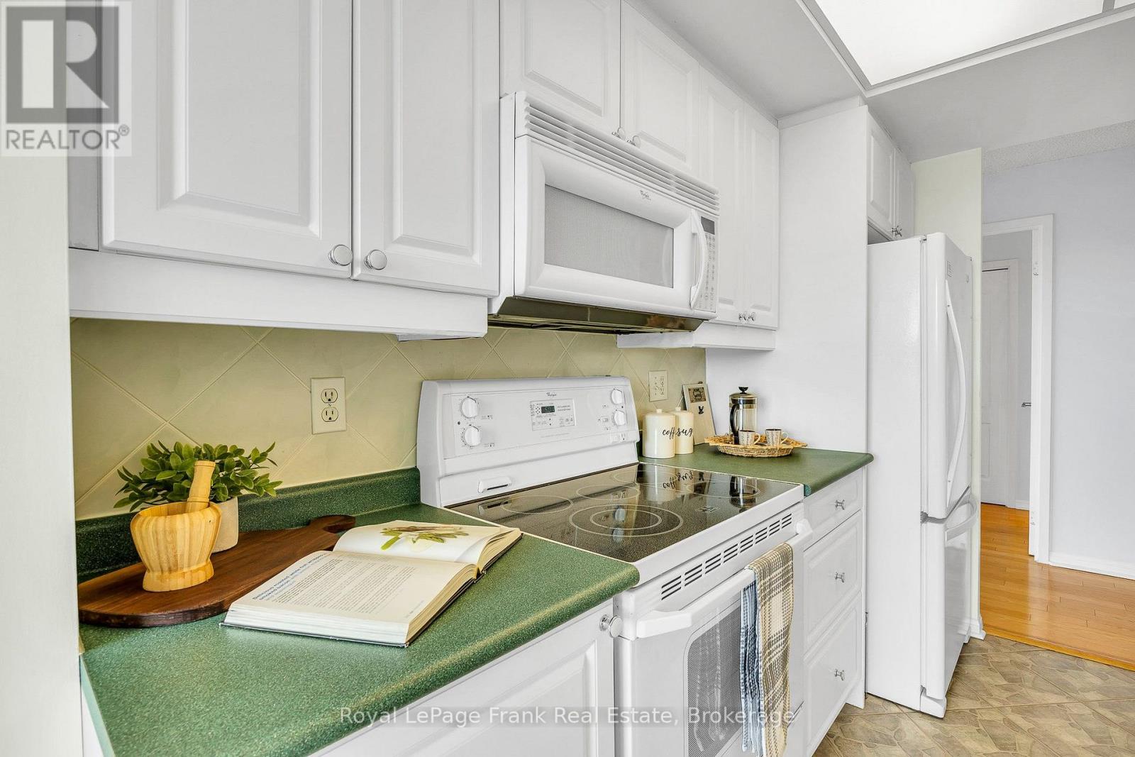 602 - 712 Rossland Road E, Whitby, Ontario  L1N 9E8 - Photo 18 - E13842214