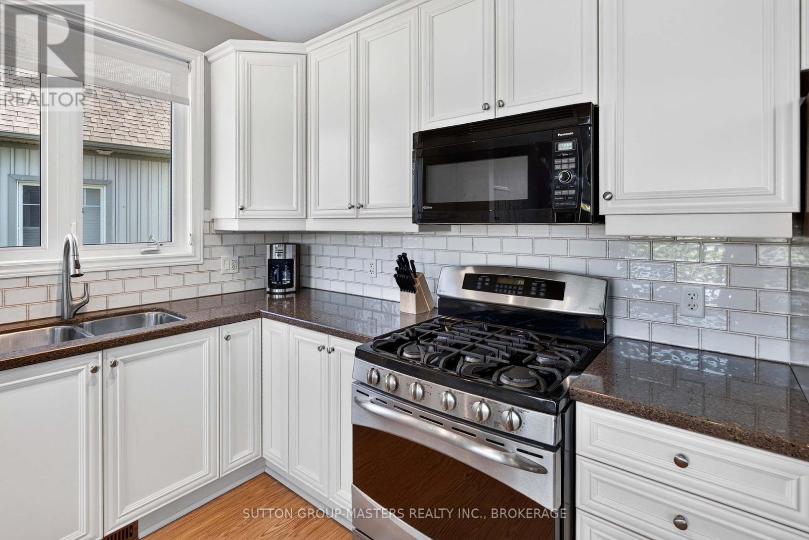 43 Country Club Drive, Loyalist (Bath), Ontario  K0H 1G0 - Photo 17 - X13842264