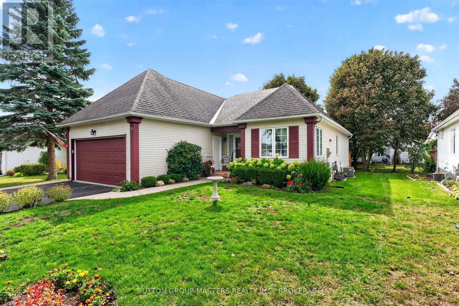 39 Abbey Dawn Drive, Loyalist, Ontario  K0H 1G0 - Photo 2 - X13842270