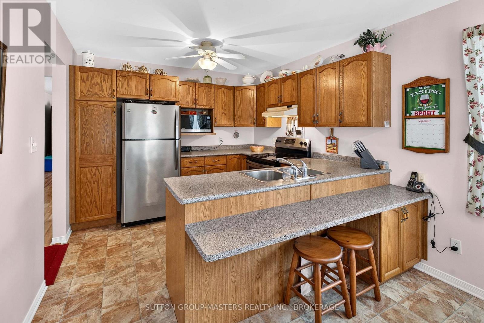 39 Abbey Dawn Drive, Loyalist, Ontario  K0H 1G0 - Photo 8 - X13842270