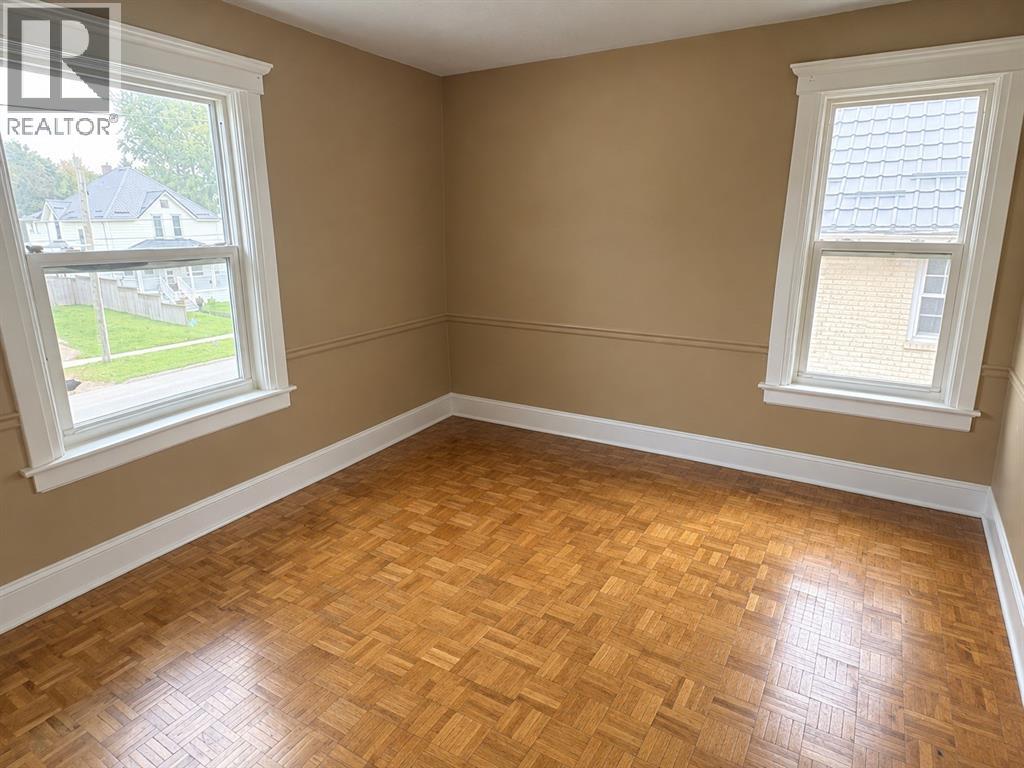 169 Christina Street South, Sarnia, Ontario  N7T 2M9 - Photo 15 - 26023838