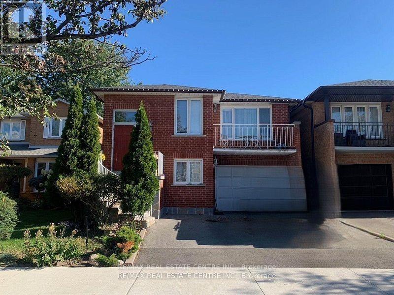 4386 Curia Crescent, Mississauga, Ontario  L4Z 2X3 - Photo 2 - W13611750