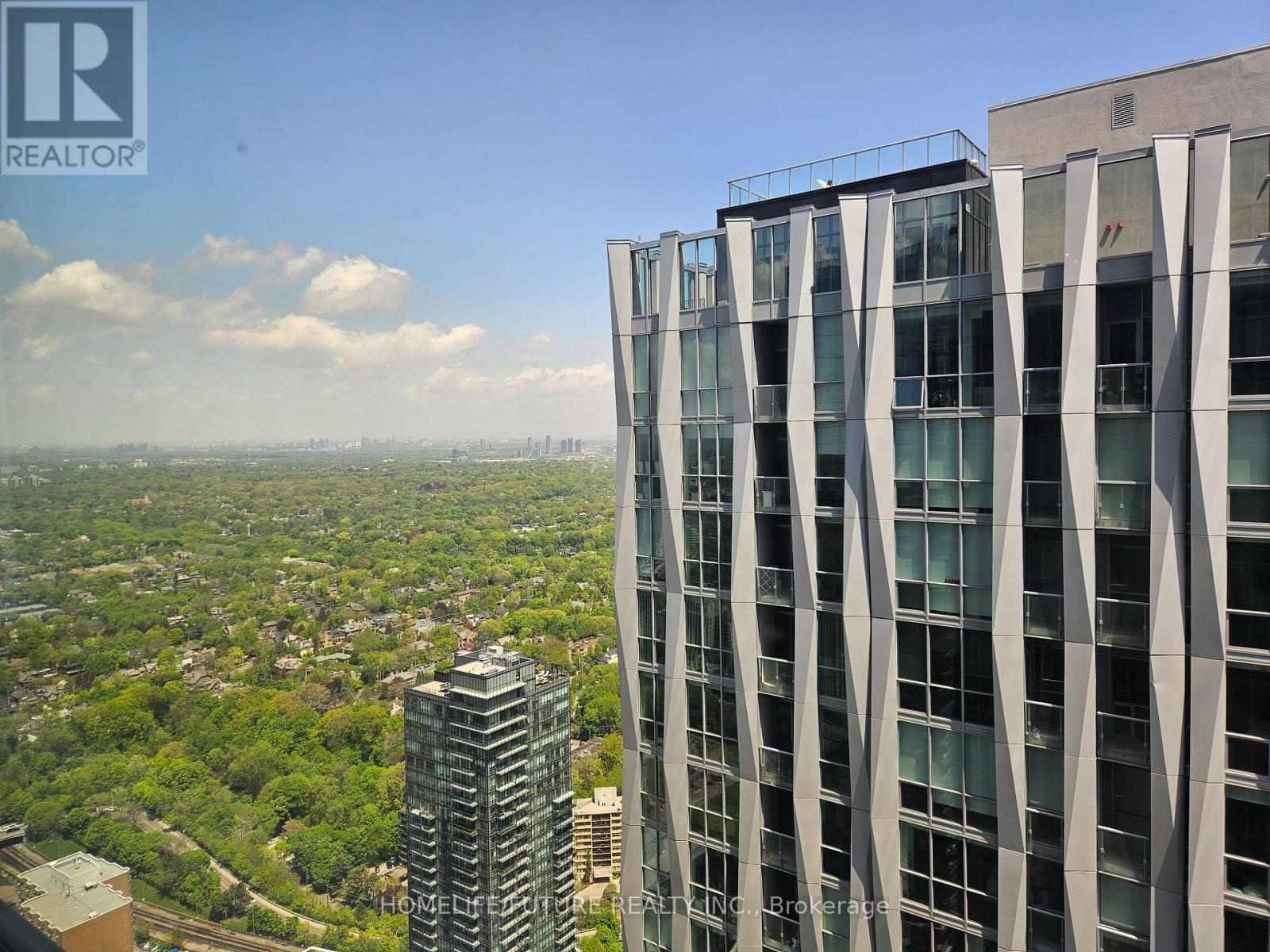 6105 - 11 Yorkville Avenue, Toronto, Ontario  M4W 1L2 - Photo 28 - C13841902