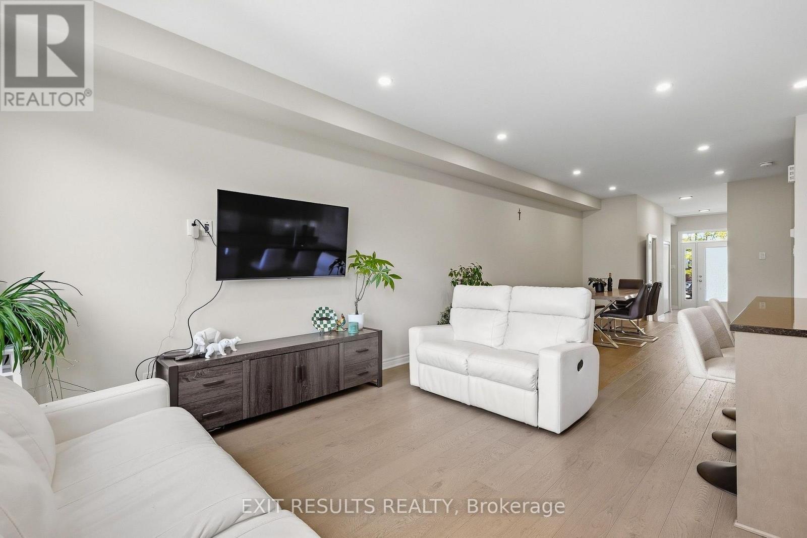 783 Namur Street W, Russell, Ontario  K0A 1W0 - Photo 11 - X13841518